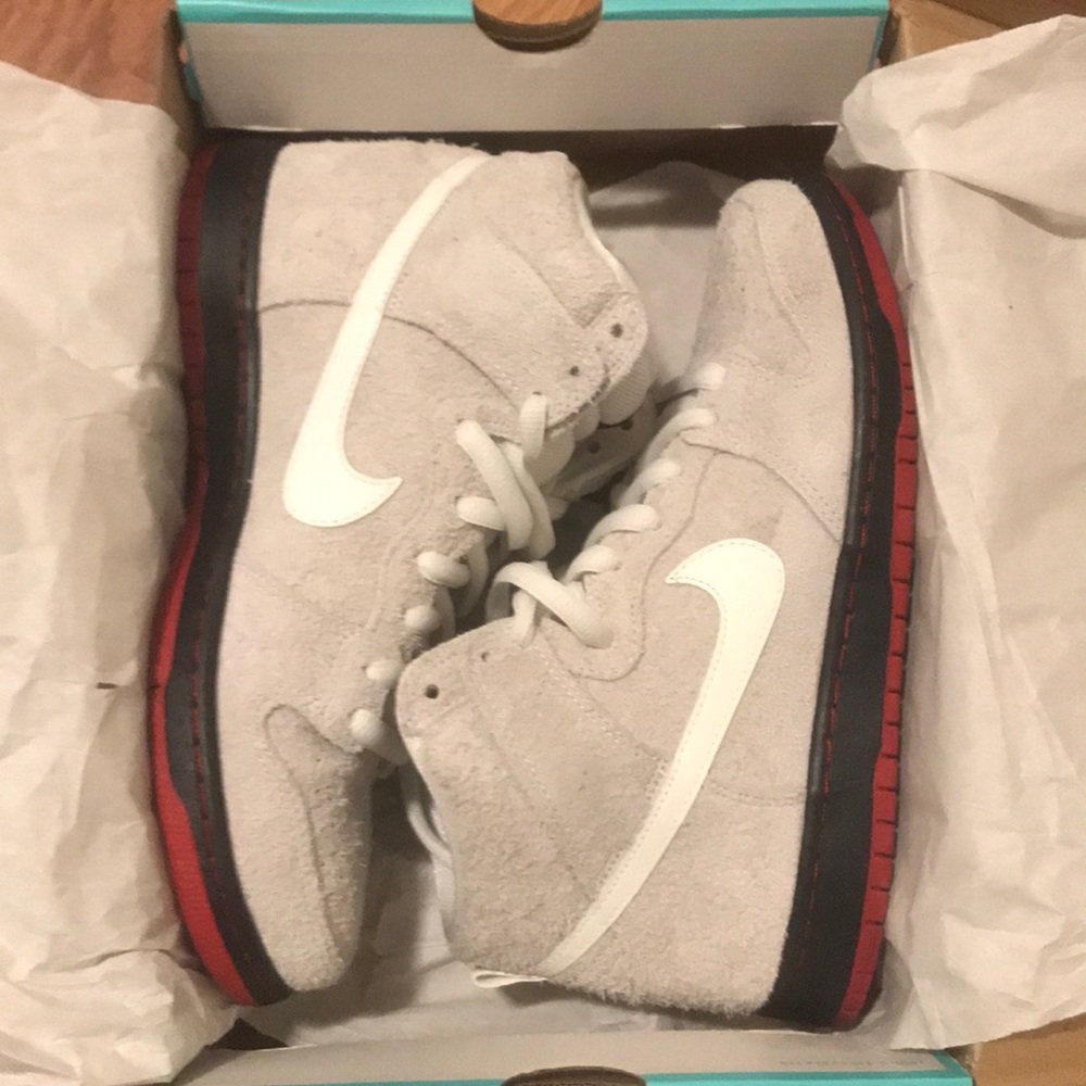 Nike SB Dunk Hi QS “Wolf in Sheep’s Clothing”